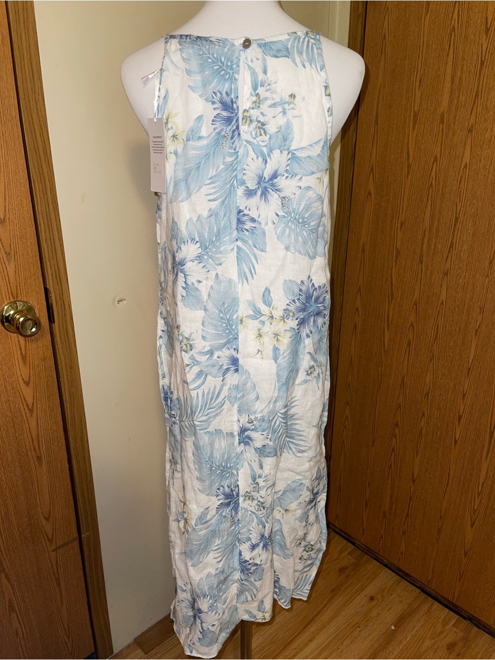 Light Blue Floral Midi Slip Dress - Women - Picture 5 of 7